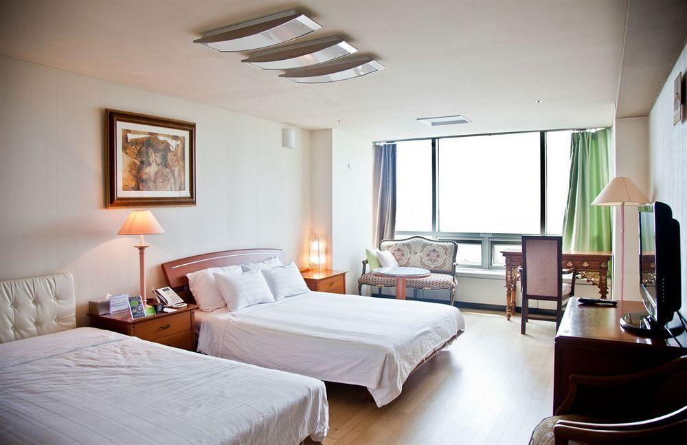 Hotel Hu Incheon Airport Bagian luar foto