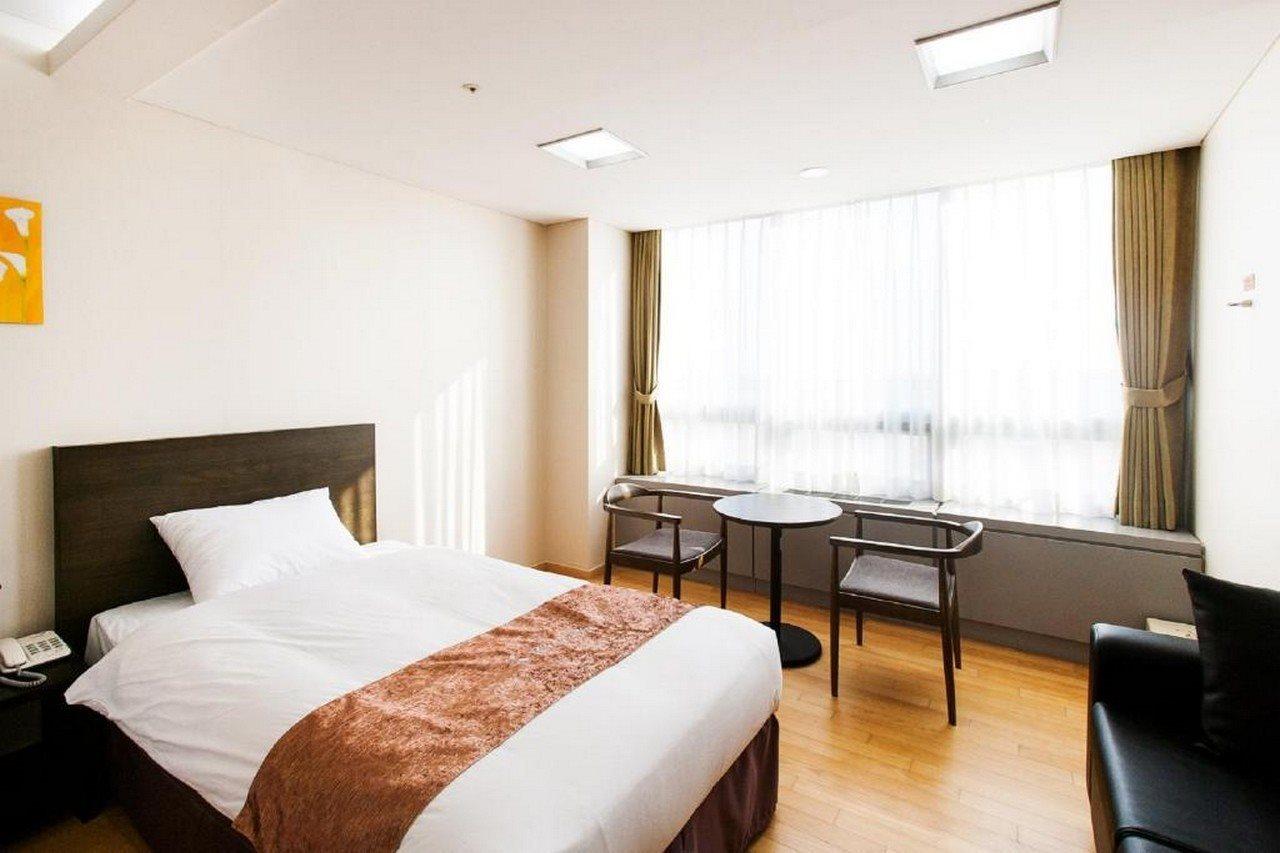 Hotel Hu Incheon Airport Bagian luar foto