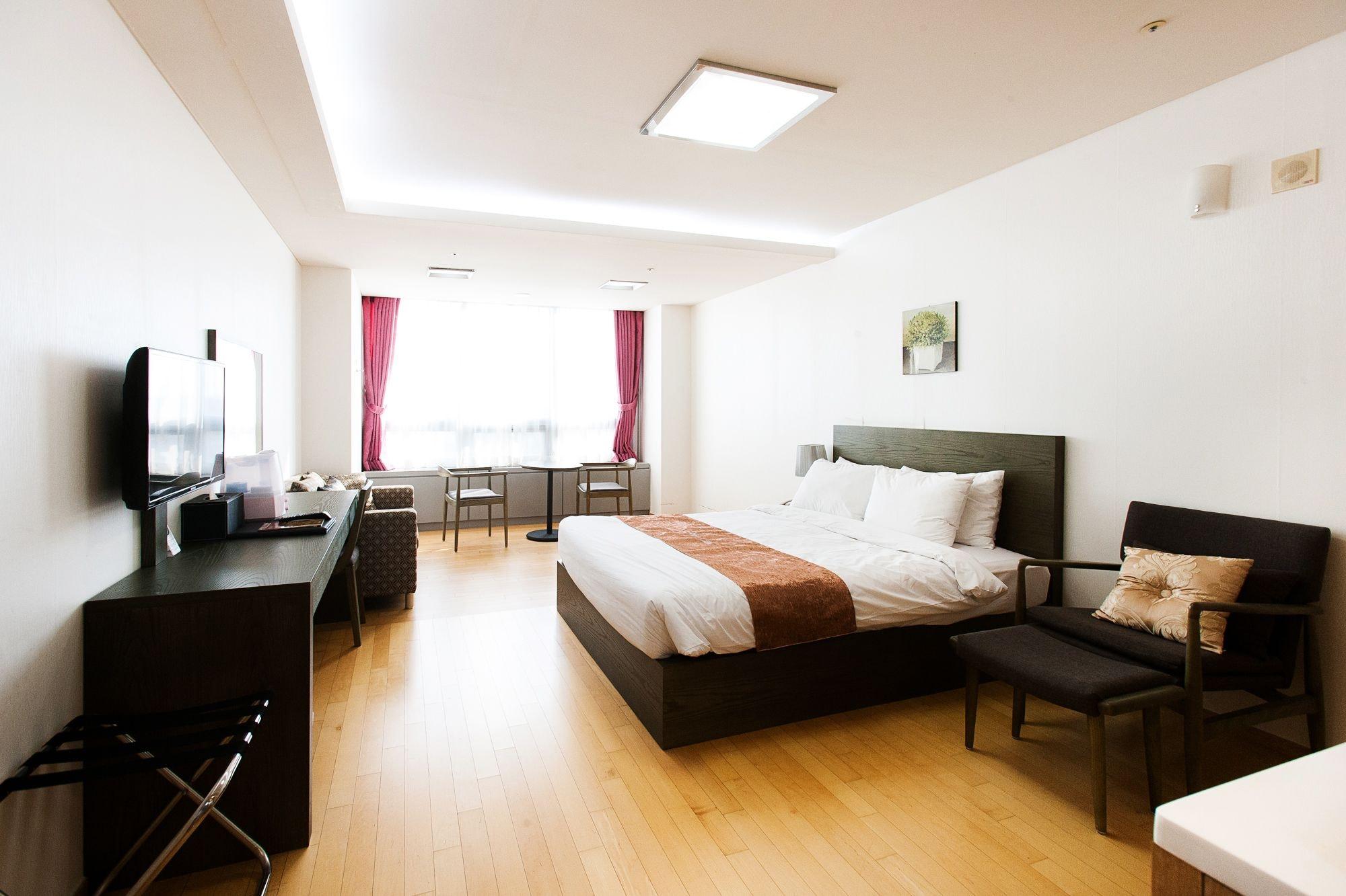 Hotel Hu Incheon Airport Bagian luar foto