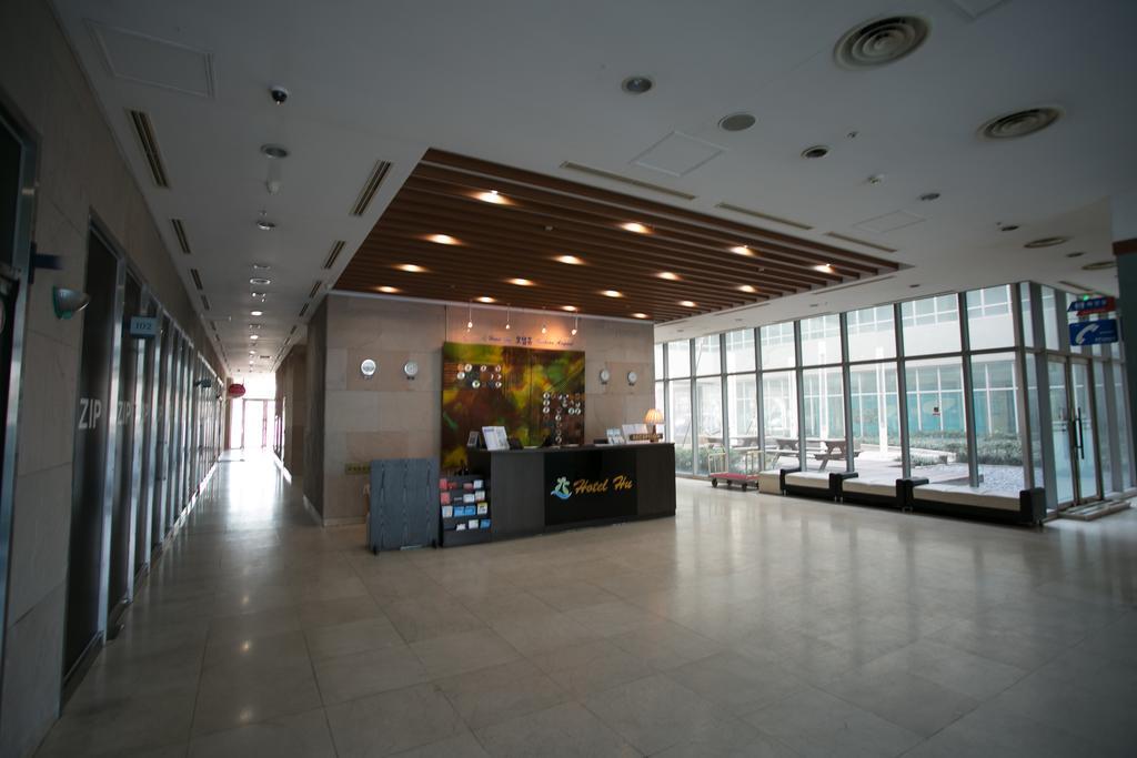 Hotel Hu Incheon Airport Bagian luar foto